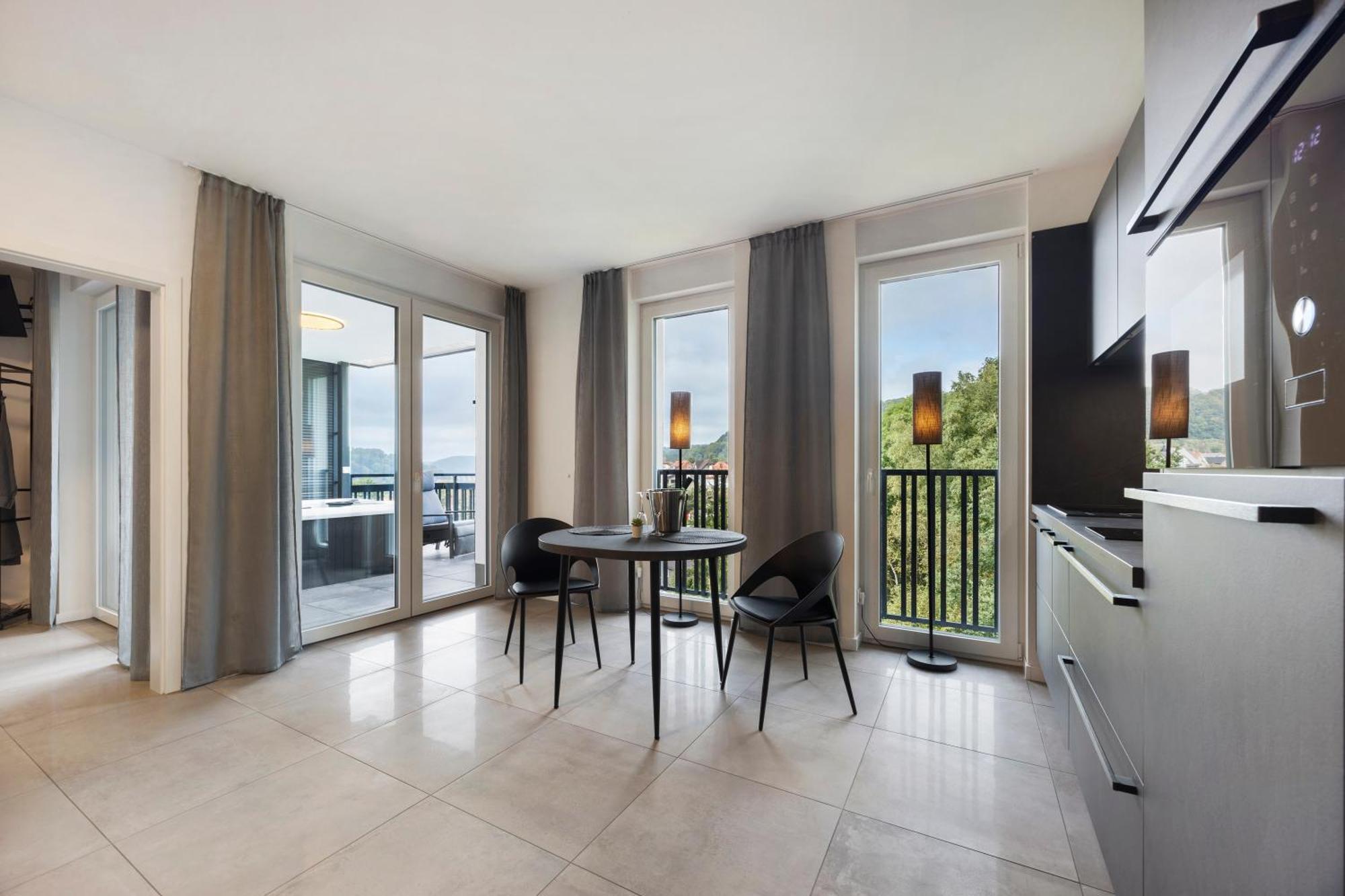 Egge 7e Mit Whirpool U Sauna * Altenbeken